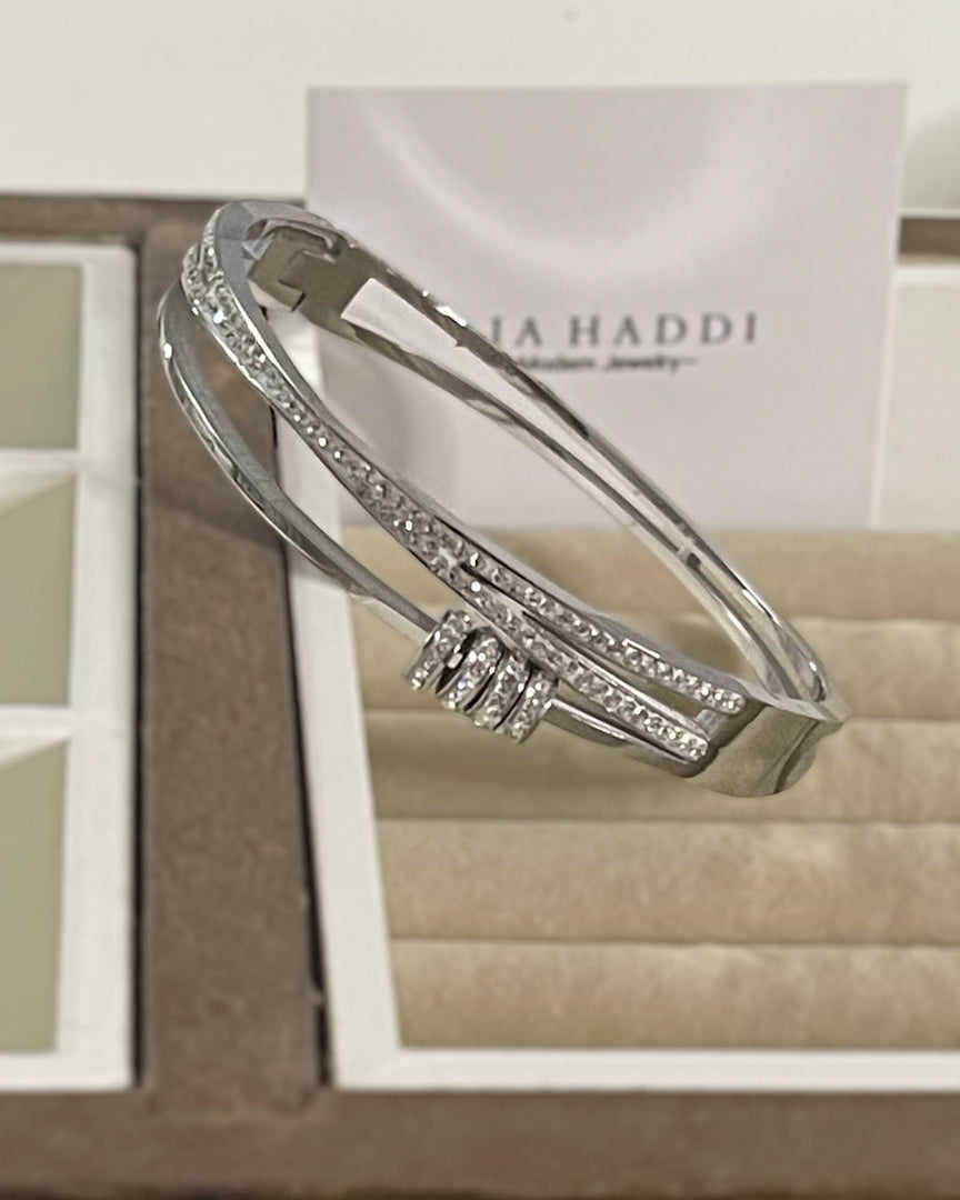 Ellany II Bangle Bracelet - Timeless Elegance with Modern Durability